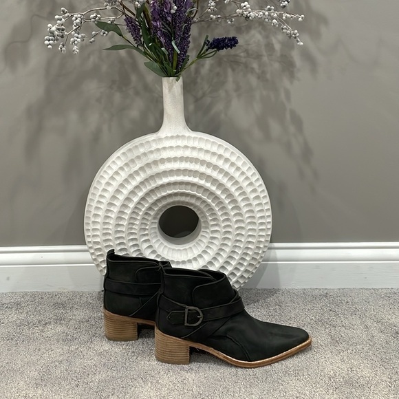 Free people Black Ankle Boots - Picture 2 of 8